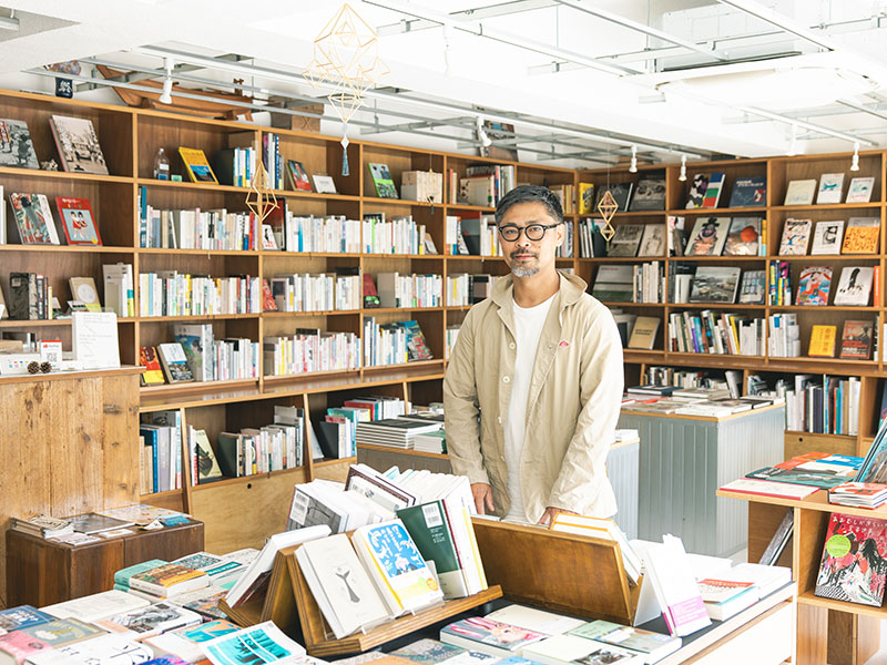 館山市・北条文庫　築50年超のビルを再生、本の文化を引き継ぐ