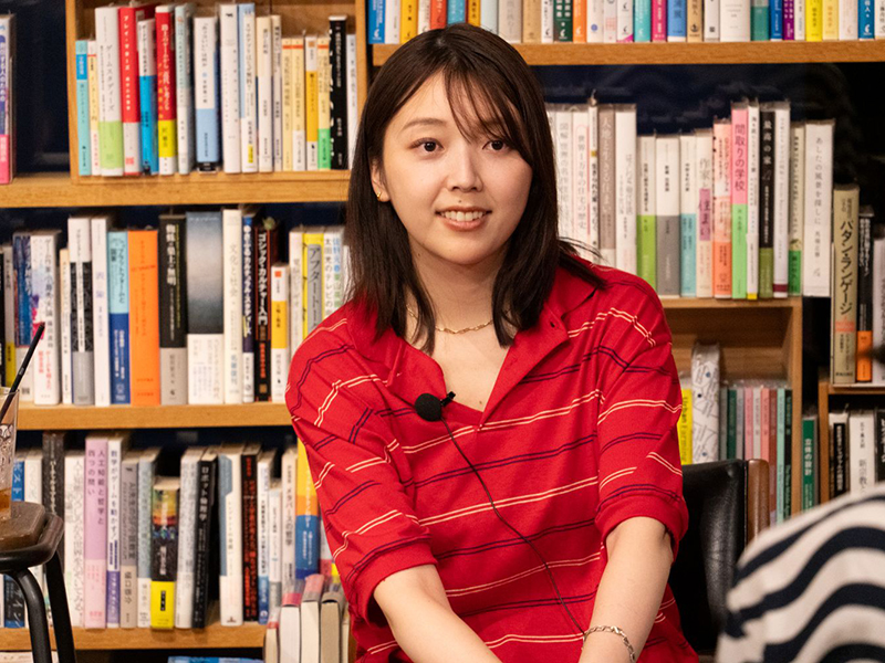 三宅香帆　推しをたった一人で語る勇気「推したちとどう生きるか」